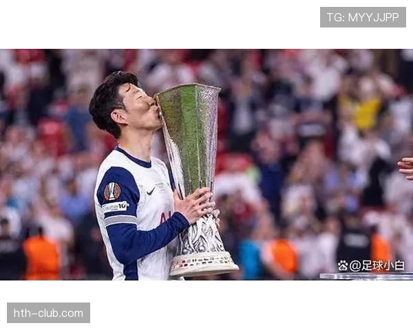 孙兴慜对决朴智星：两代韩国传奇球星展现足球传承