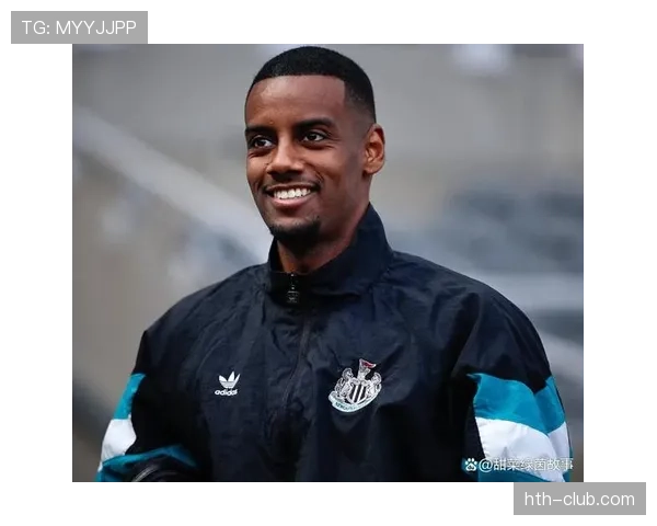 伊萨克精准传球引领球队进攻潮流