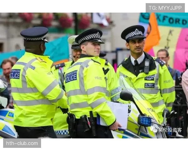 塞尔赫斯特公园再奏凯歌，球队强势回暖引关注